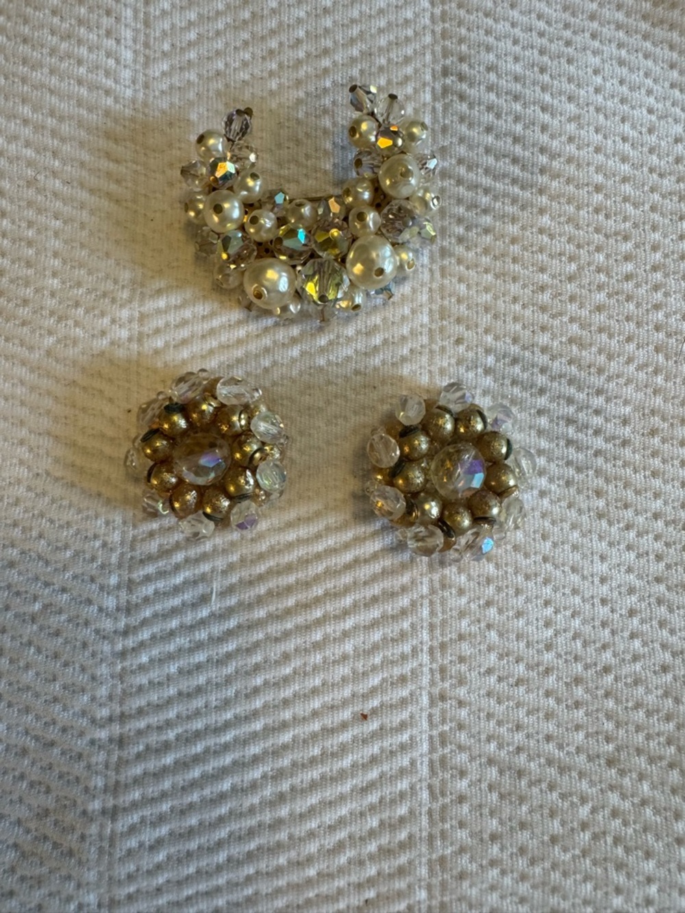 Pearl and Crystal Cluster Brooch and Earring Set in Gold and Ivory
